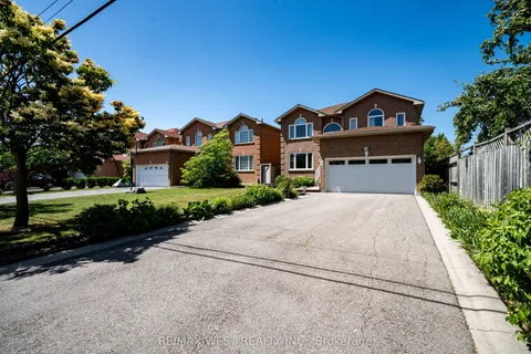 16 Oak Avenue, ON L4C 6R7