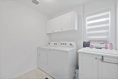 57 Ferragine Crescent, ON L3Z 4K2