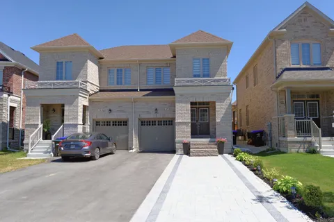 57 Ferragine Crescent, ON L3Z 4K2