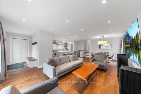 531 Newmarket Street, ON L9N 1K7