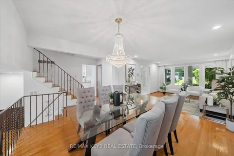 172 Bayview Fairways Drive, ON L3T 2Y8