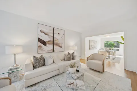 75 VENICE Crescent, ON L4J 7T1