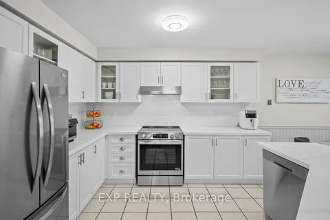 87 Royal Amber Crescent, ON L0G 1M0