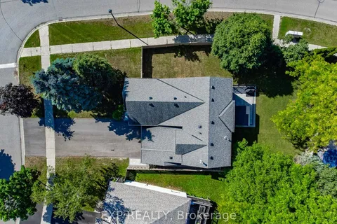 87 Royal Amber Crescent, ON L0G 1M0