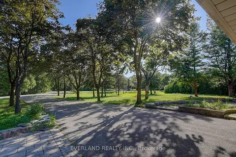 99 Burndean Court, ON L4C 9W5