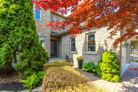 111 Oak Avenue, ON L4C 6R6