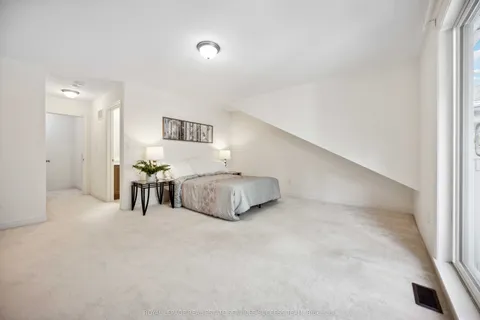 92 Radial Drive, ON L4G 0Z8