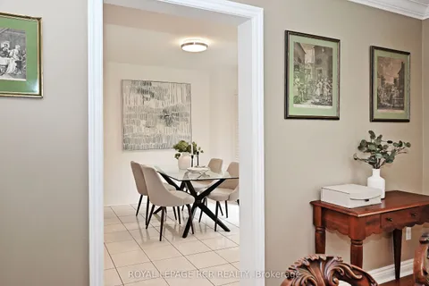 34 Cady Court, ON L4G 6S1