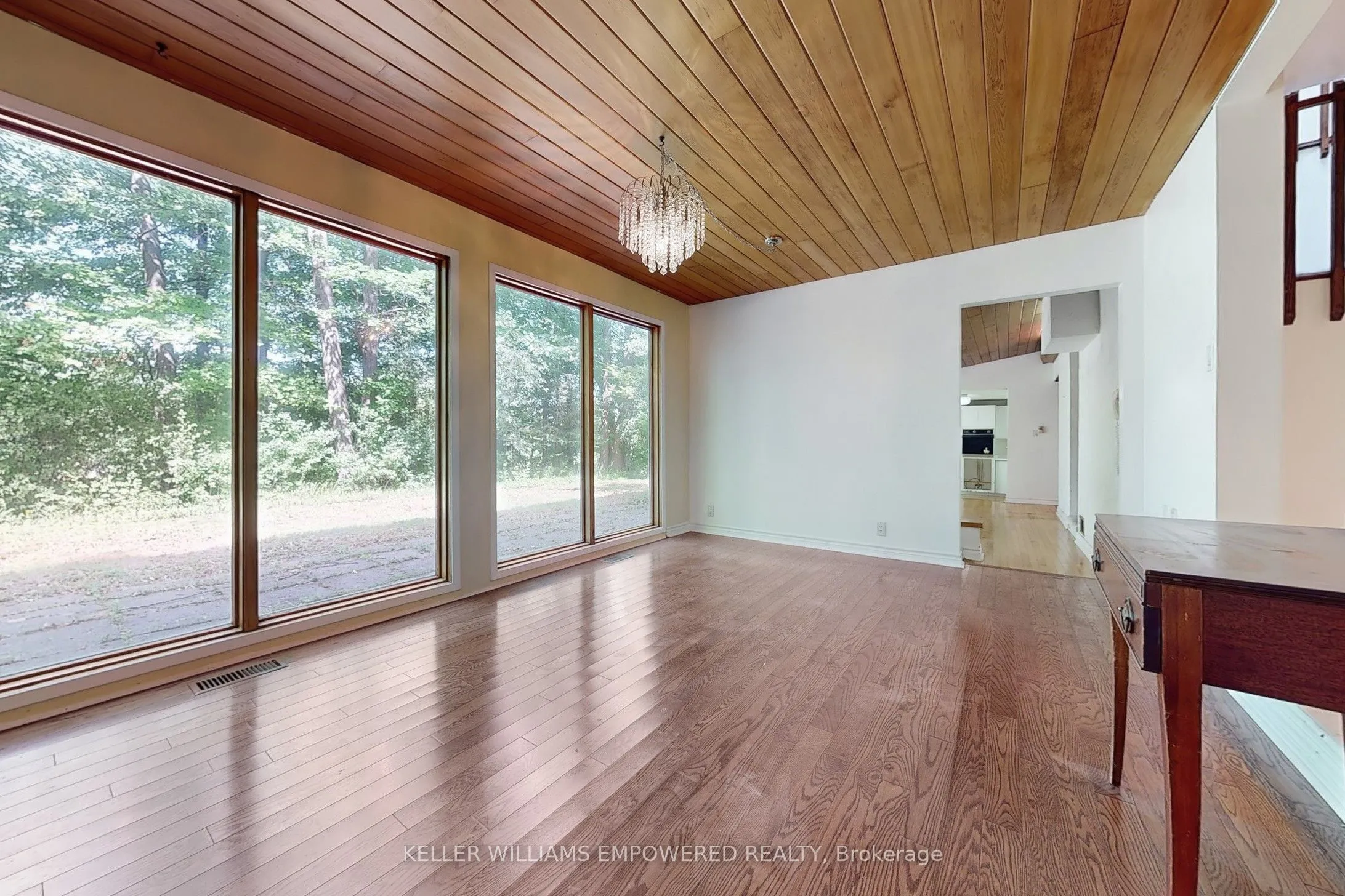 16 Bayview Park Lane, ON L4E 4K7