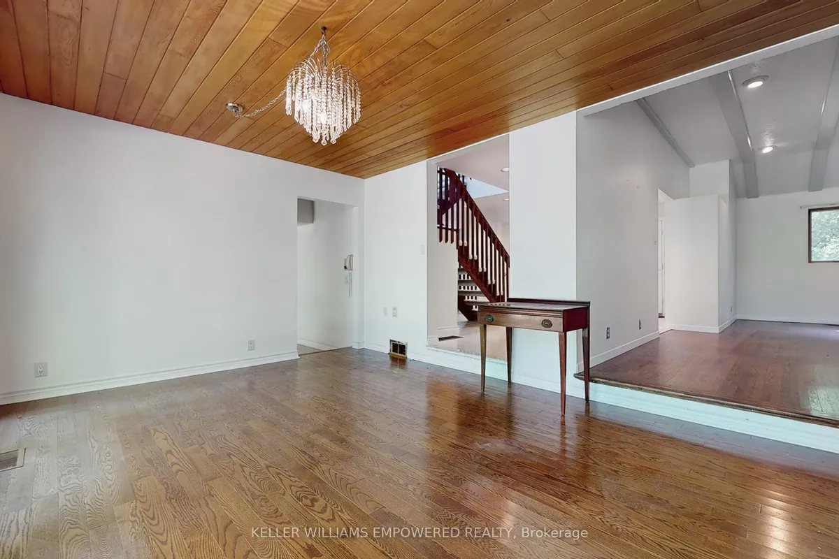 16 Bayview Park Lane, ON L4E 4K7