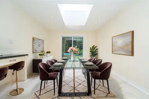 39 Montclair Road, ON L4B 2T9