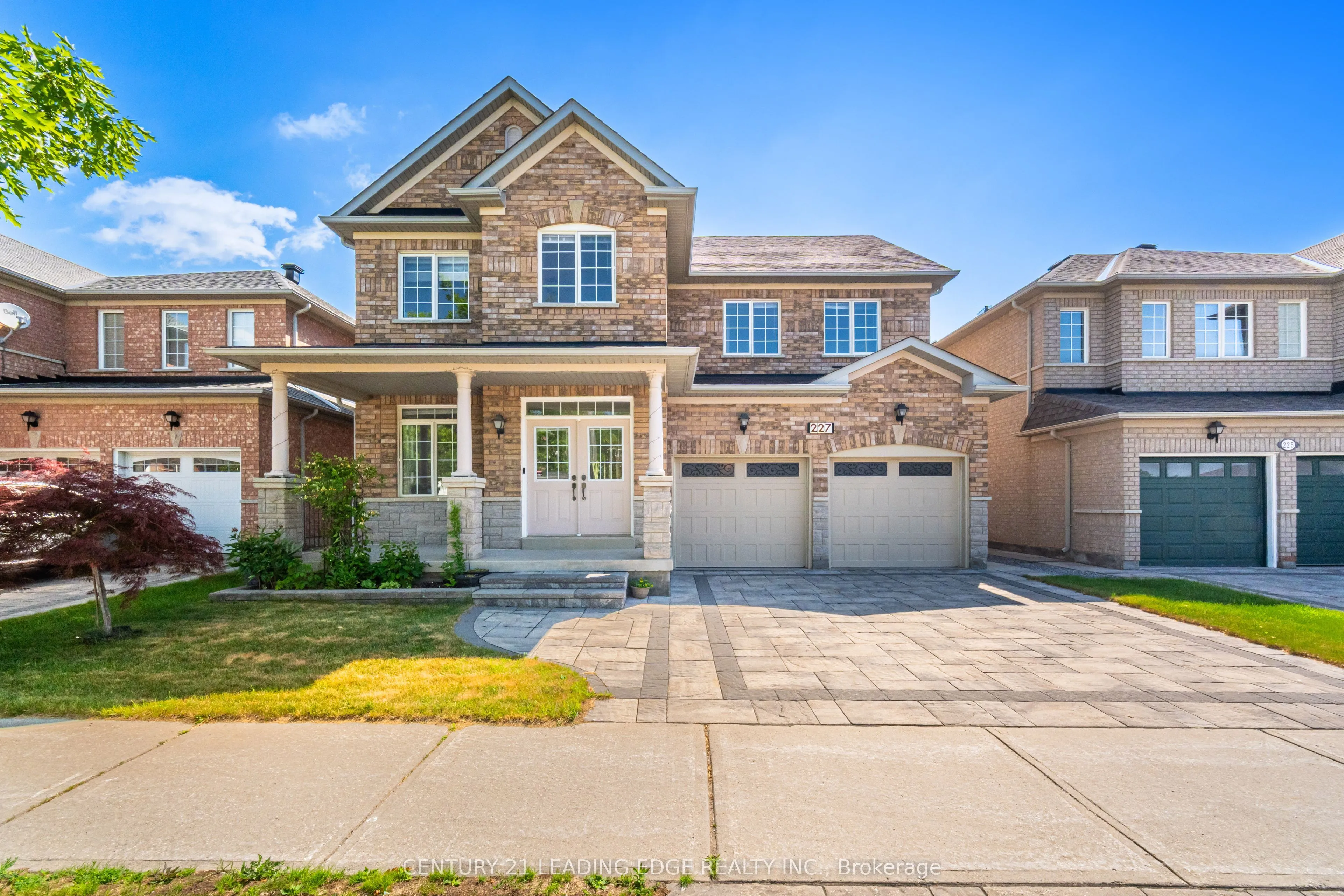 227 Ridgecrest Road, ON L6C 2W8