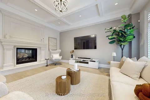 6 Redkey Drive, ON L3S 4R2