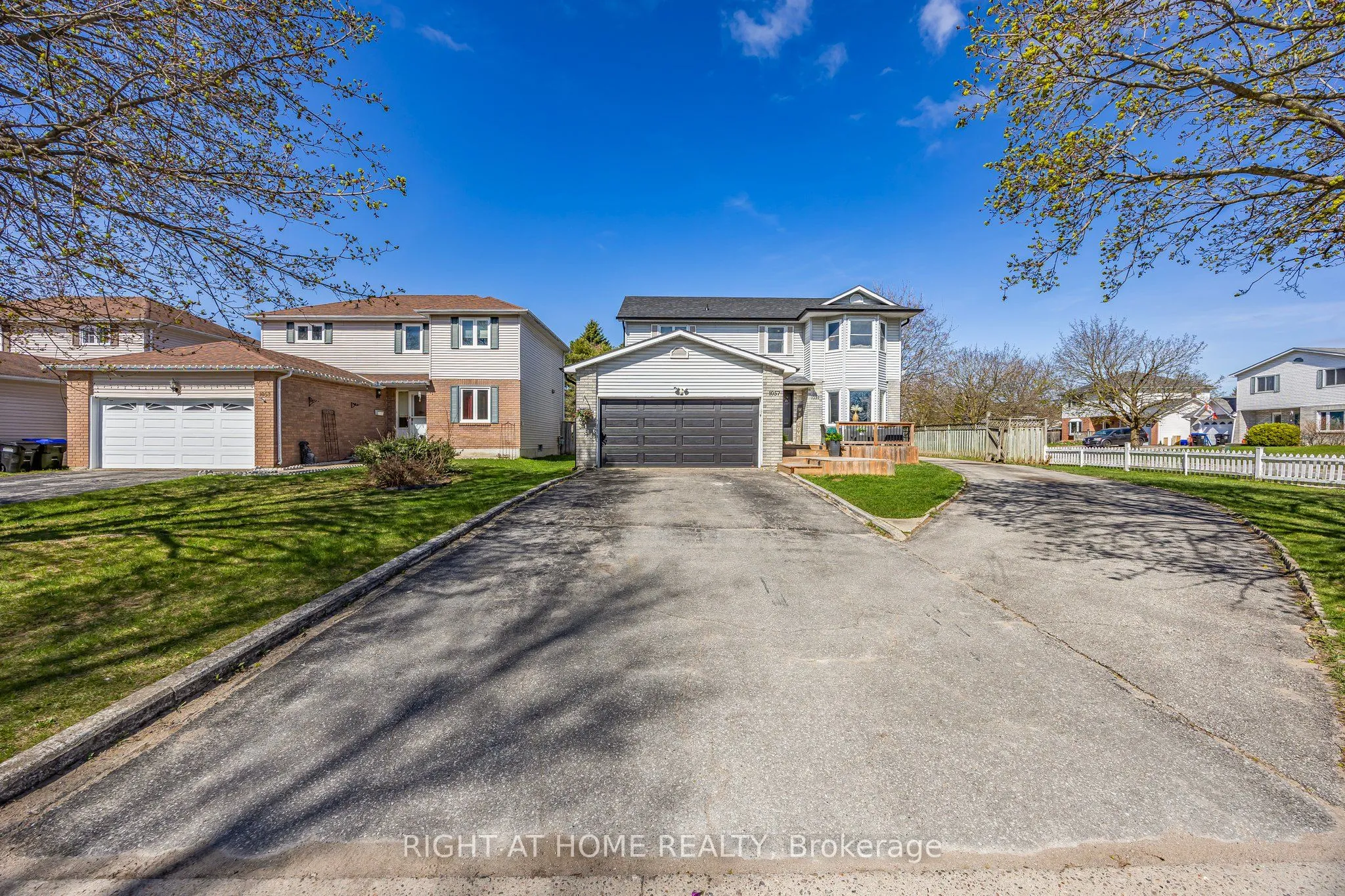1057 Vance Crescent, ON L9S 1V6