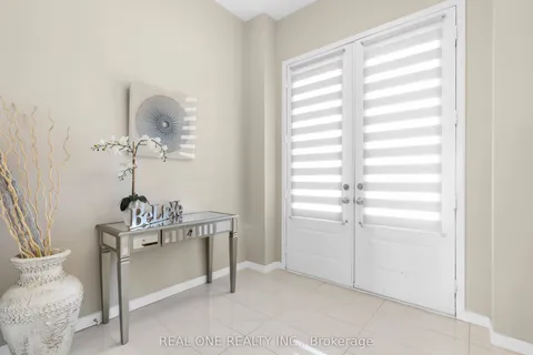 240 Elyse Court, ON L4G 2C9