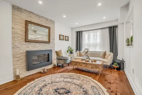 38 Baycroft Lane, ON L4G 4P8