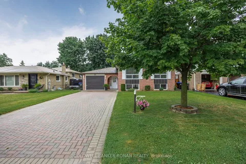 39 Mitchell Avenue, ON L9R 1C9