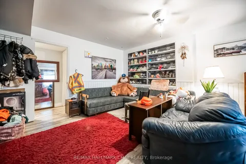 303 John Bowser Crescent, ON L3Y 7N9