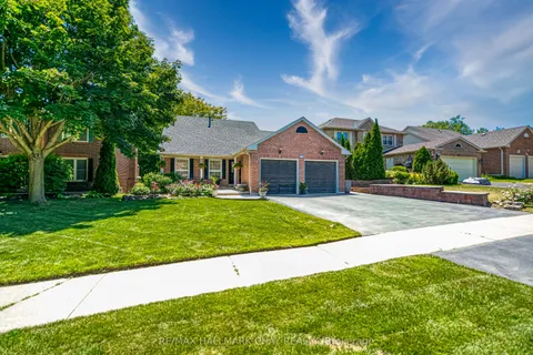 303 John Bowser Crescent, ON L3Y 7N9