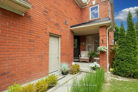 373 Pinnacle Trail, ON L4G 7G3