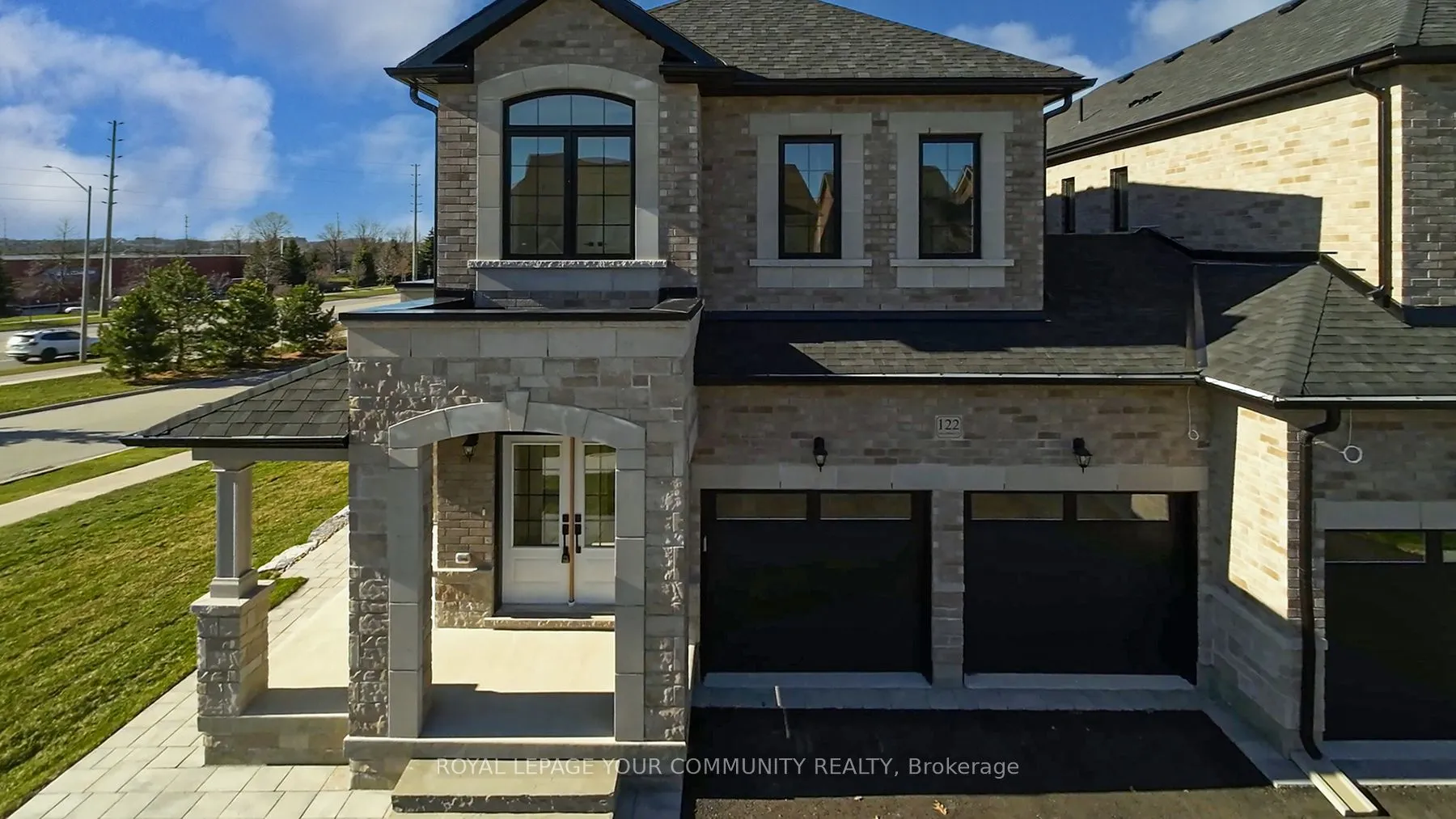 122 Lewis Honey Drive, ON L4G 0J3