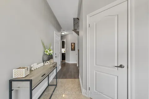 186 Romanelli Crescent, ON L3Z 0X6