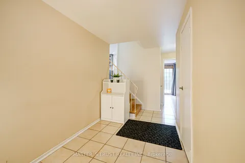 55 Hill Drive, ON L4G 3A7
