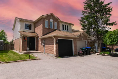 2176 Ferguson Street, ON L9S 1X6