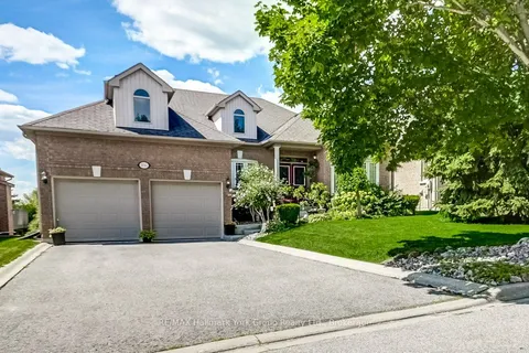 836 Quantra Crescent, ON L3X 1M8