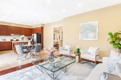 16 Venice Gate Drive, ON L4H 0E7
