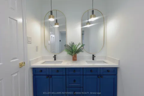 228 Elman Crescent, ON L3Y 7X3