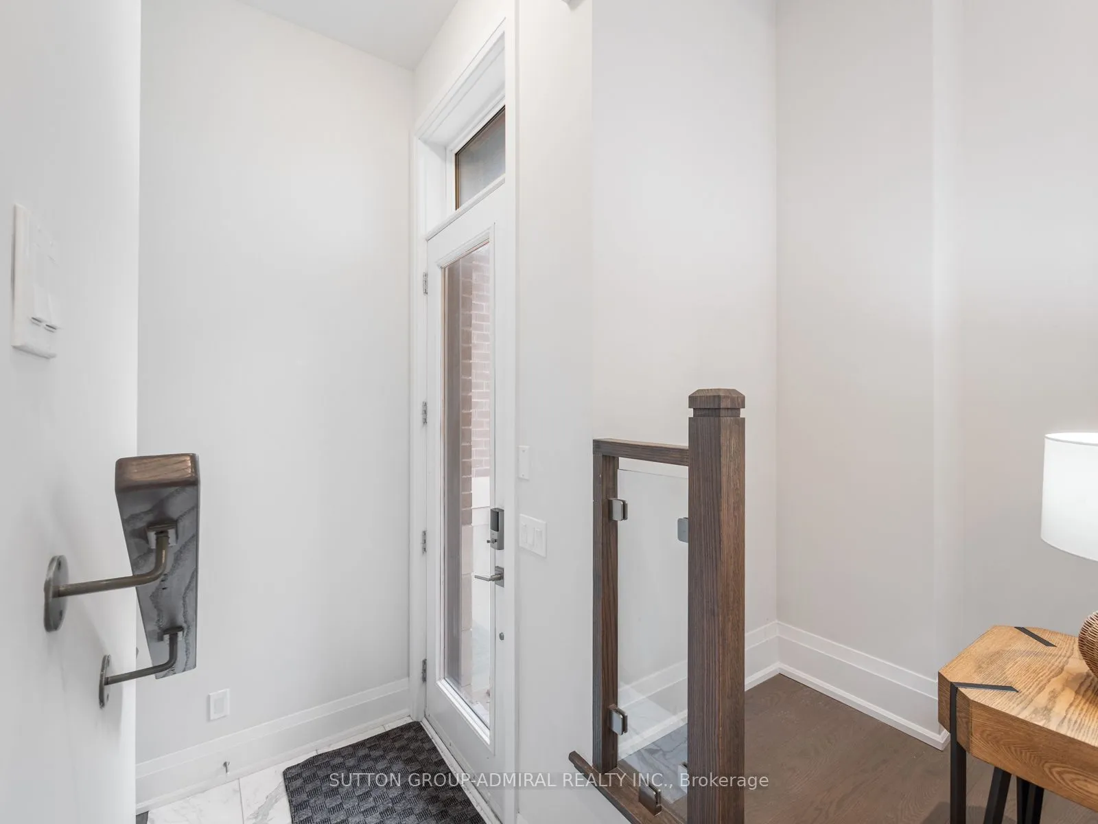 893 Clark Avenue, ON L4J 0K6