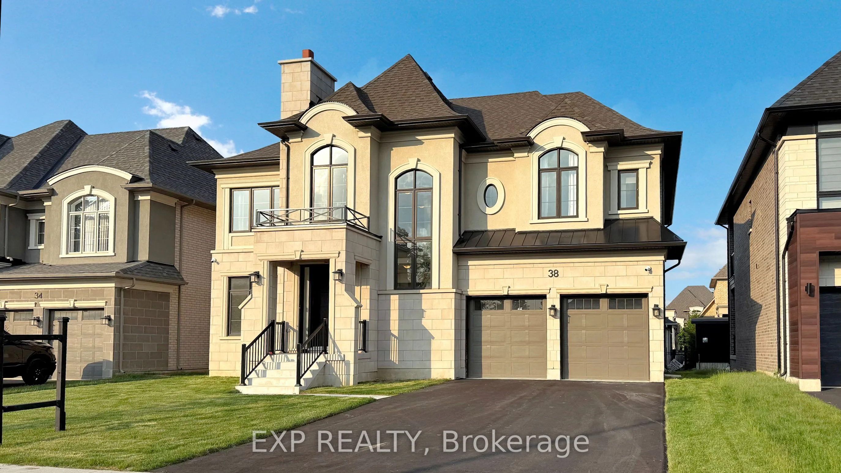 38 Deanna Court, ON L4H 4X5