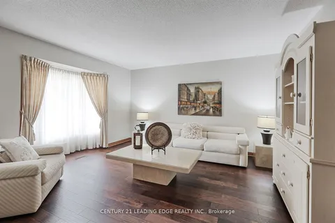 312 Valeria Boulevard, ON L4L 6V7