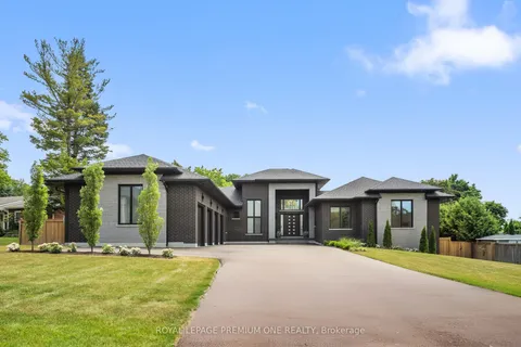 11 Hollywood Crescent, ON L0G 1N0