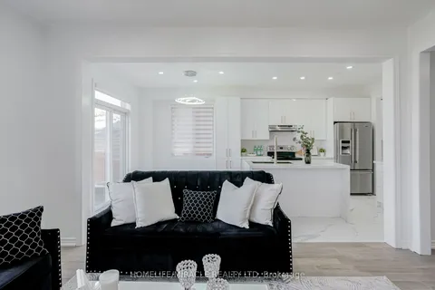 69 Sutcliffe Way, ON L9R 0N8