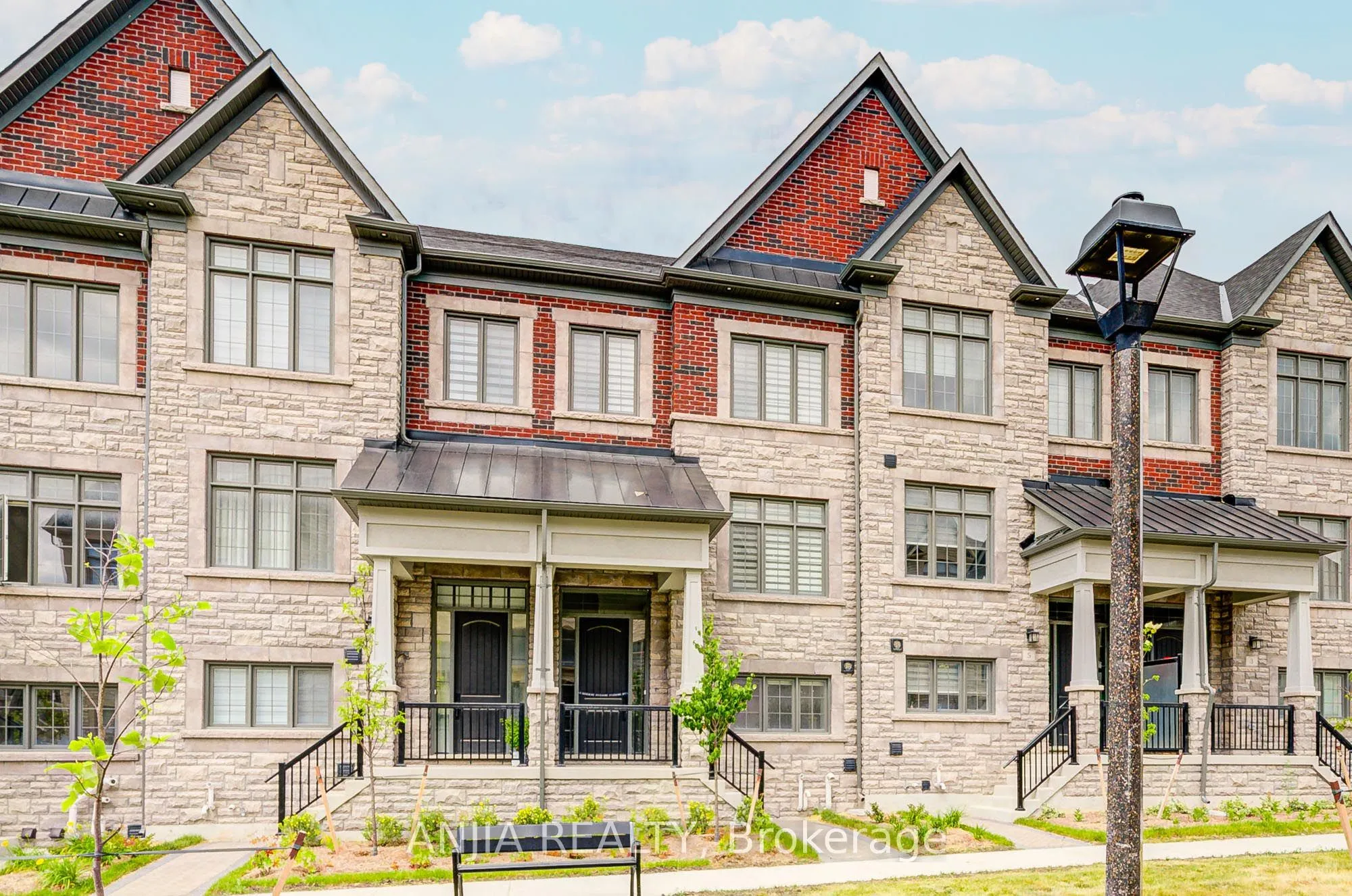 7 Bright Terrace Way, ON L6C 3L5