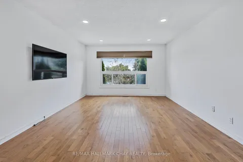 216 Colborne Street, ON L3Z 2R5