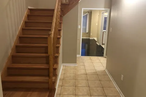 203 Banbrooke Crescent, ON L3X 2W7