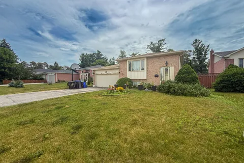 49 Sandy Lane, ON L3W 0J5