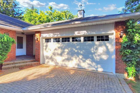 27 Hawthorne Lane, ON L4G 3K8