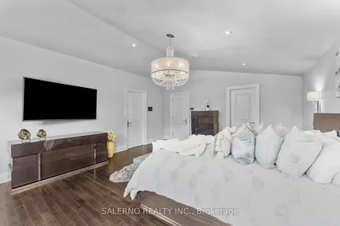 80 Noblewood Drive, ON L0G 1N0