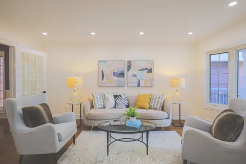 26 Royal Palm Drive, ON L4J 5R3