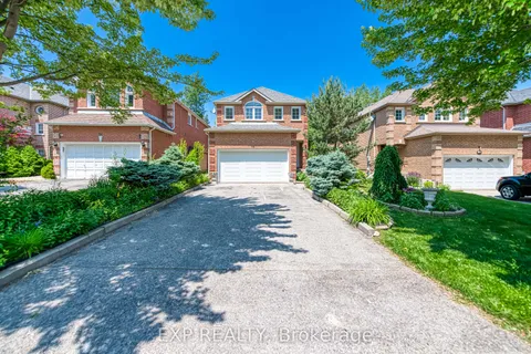 24 Rawlings Avenue, ON L4S 1B4