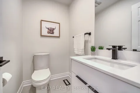 24 Rawlings Avenue, ON L4S 1B4