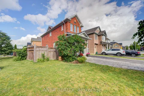 10 Ida Jane Grove, ON L4A 0S3