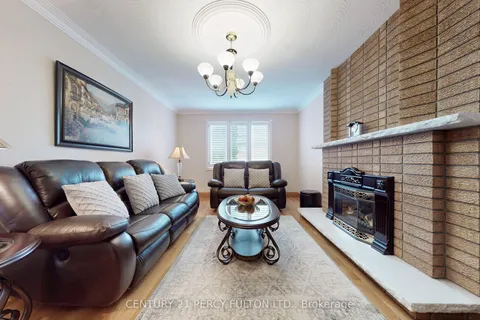 32 Avoca Drive, ON L3R 8X8