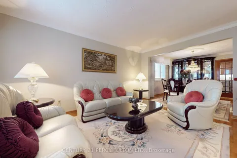 32 Avoca Drive, ON L3R 8X8