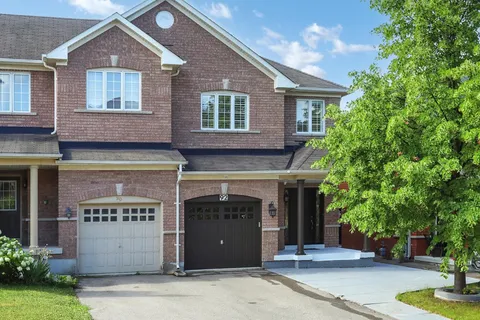 92 Laval Street, ON L4H 0P2