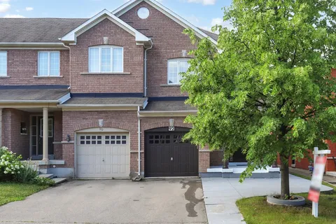 92 Laval Street, ON L4H 0P2